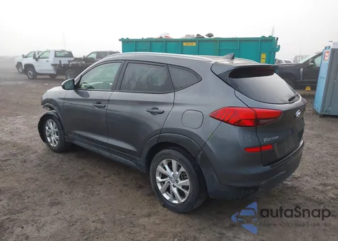2021 Hyundai Tucson Value z USA, uszkodzony, nr VIN KM8J33A46MU292388